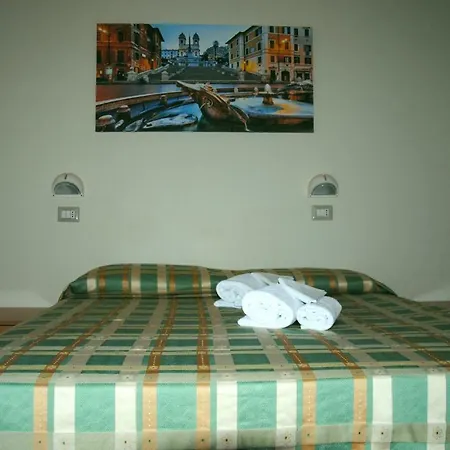 Madre Chiara Domus 3* Rome