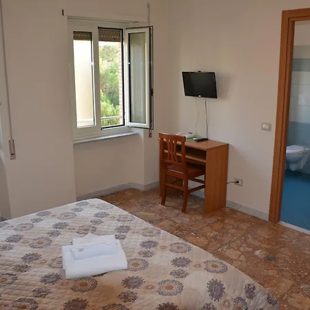 Gæstehus Madre Chiara Domus 3*